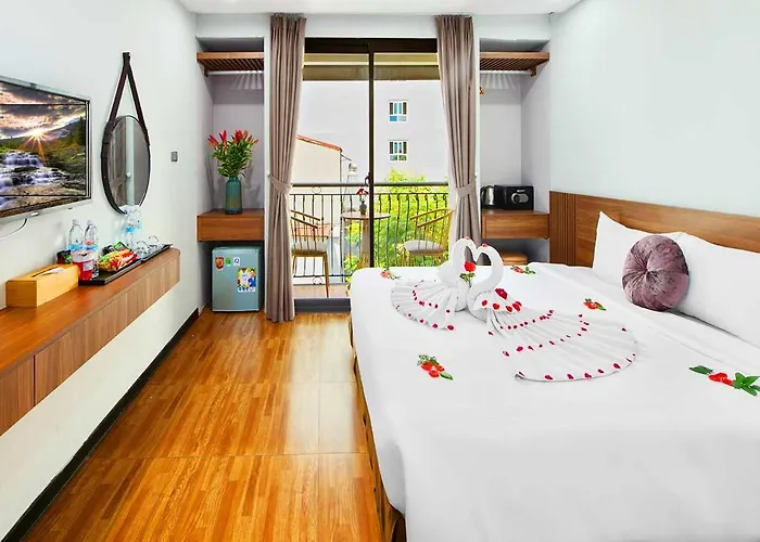 Family Hanoi Hotel